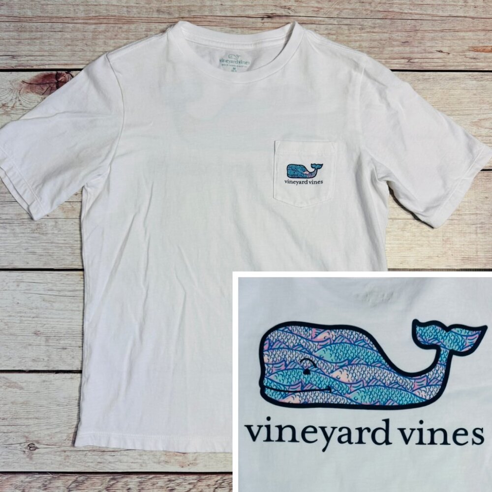 📌Vineyard Vines T-shirt